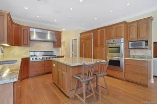 14 Pond Hollow Ct, Pleasantville, NY 10570 - Photo 15