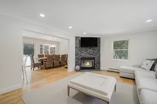 19 Pine Tree Ln, East Quogue, NY 11942 - Photo 3