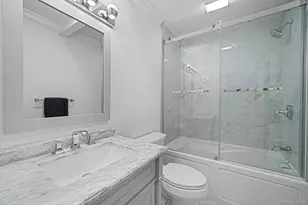 19 Pine Tree Ln, East Quogue, NY 11942 - Photo 15