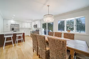 19 Pine Tree Ln, East Quogue, NY 11942 - Photo 9