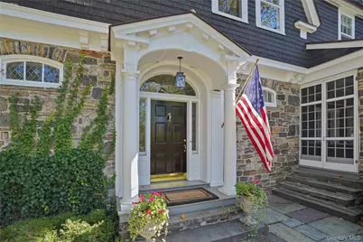 534 Pelham Manor Road, Pelham, NY 10803 - Photo 5