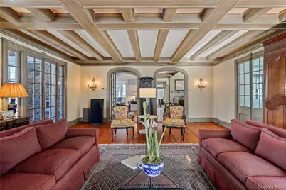 534 Pelham Manor Road, Pelham, NY 10803 - Photo 9