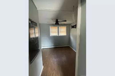 359 Park Avenue, Babylon, NY 11702 - Photo 7