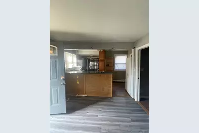 359 Park Avenue, Babylon, NY 11702 - Photo 3