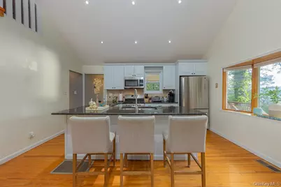 56 Bluff Avenue, Greenwood Lake, NY 10925 - Photo 9