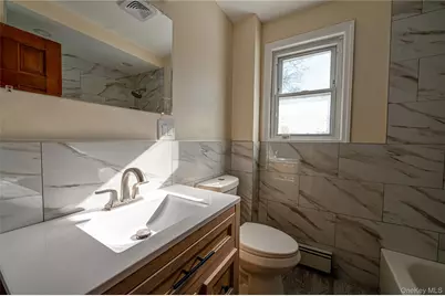 59 Webster Avenue, Ronkonkoma, NY 11779 - Photo 19