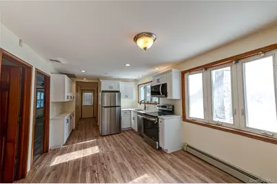 59 Webster Avenue, Ronkonkoma, NY 11779 - Photo 11
