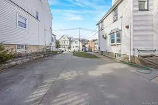 28 Crescent Pl, Yonkers, NY 10704 - Photo 27