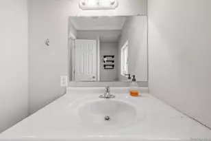 28 Crescent Pl, Yonkers, NY 10704 - Photo 13