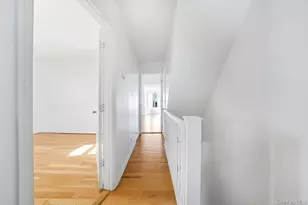 28 Crescent Pl, Yonkers, NY 10704 - Photo 15