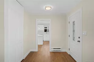 190 Edinburgh Dr, Ridge, NY 11961 - Photo 3