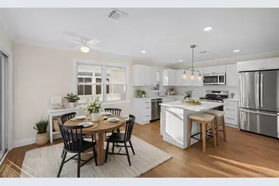 190 Edinburgh Drive, Ridge, NY 11961 - Photo 5