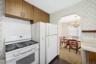 529 7th Ave, New Hyde Park, NY 11040 - Photo 11