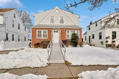 529 7th Avenue, New Hyde Park, NY 11040 - Photo 1