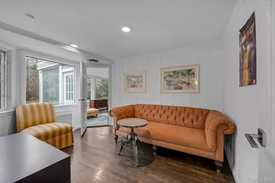 1357 Boxwood Drive E, Hewlett, NY 11557 - Photo 11