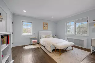 1357 Boxwood Dr E, Hewlett, NY 11557 - Photo 19