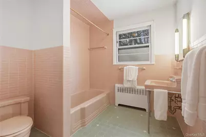 32 Sherwood Drive, Larchmont, NY 10538 - Photo 7