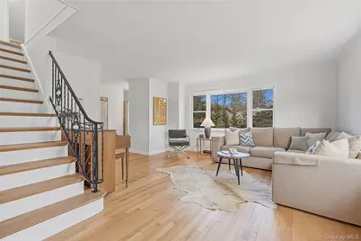 32 Sherwood Drive, Larchmont, NY 10538 - Photo 3