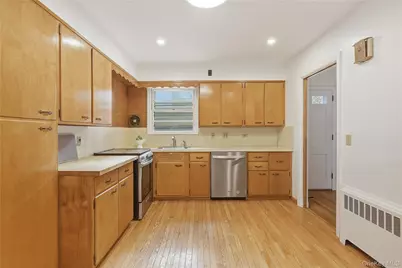 32 Sherwood Drive, Larchmont, NY 10538 - Photo 5