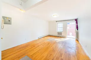 35-06 Leavitt St, Flushing, NY 11354 - Photo 15
