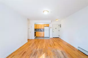 35-06 Leavitt St, Flushing, NY 11354 - Photo 11