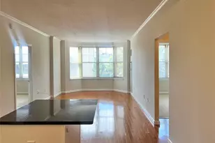 300 Mamaroneck Ave, White Plains, NY 10605 - Photo 3