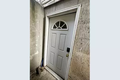 14768 259th Street, Rosedale, NY 11422 - Photo 9