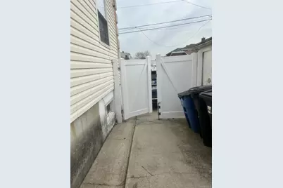 14768 259th Street, Rosedale, NY 11422 - Photo 13