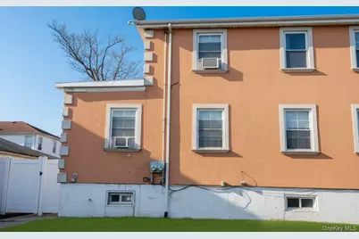 14768 259th Street, Rosedale, NY 11422 - Photo 3