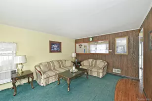 325 Cayuga Ave, East Meadow, NY 11554 - Photo 7