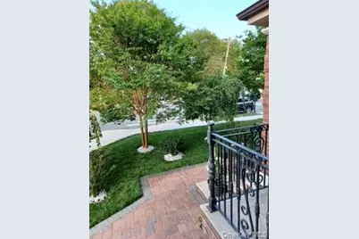 127-22 Kew Gardens Road, Kew Gardens, NY 11415 - Photo 7