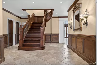 220 Elderfields Road, Manhasset, NY 11030 - Photo 3