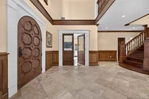 220 Elderfields Rd, Manhasset, NY 11030 - Photo 25