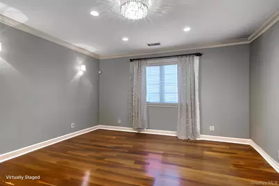 220 Elderfields Road, Manhasset, NY 11030 - Photo 37