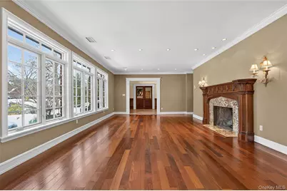 220 Elderfields Road, Manhasset, NY 11030 - Photo 5