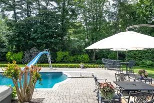 220 Elderfields Rd, Manhasset, NY 11030 - Photo 39