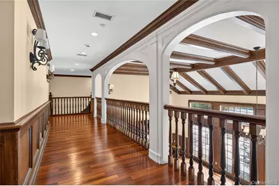 220 Elderfields Road, Manhasset, NY 11030 - Photo 29