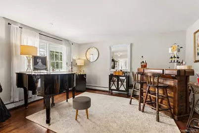 52 Matinecock Avenue, East Islip, NY 11730 - Photo 7