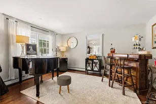 52 Matinecock Ave, East Islip, NY 11730 - Photo 7