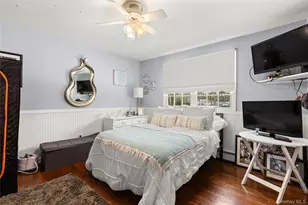 52 Matinecock Ave, East Islip, NY 11730 - Photo 25