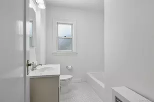 1623 Rose Ave, Mamaroneck, NY 10543 - Photo 11