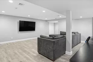 27 Jeffrey Ln, Westhampton Beach, NY 11978 - Photo 23