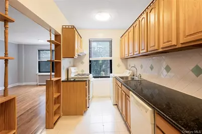 76-12 Ditmars Boulevard #B3, East Elmhurst, NY 11370 - Photo 3