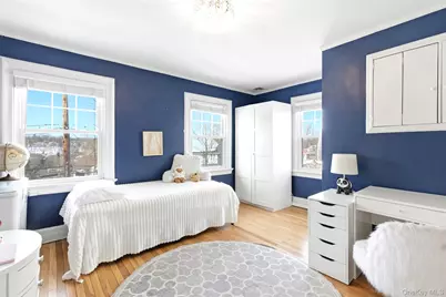 122 Greenacres Avenue, White Plains, NY 10606 - Photo 17