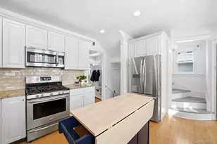 122 Greenacres Ave, White Plains, NY 10606 - Photo 13