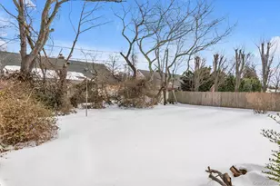 2538 Bradley Ct, Merrick, NY 11566 - Photo 19