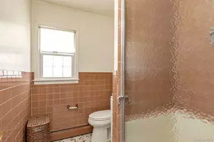 2538 Bradley Ct, Merrick, NY 11566 - Photo 17