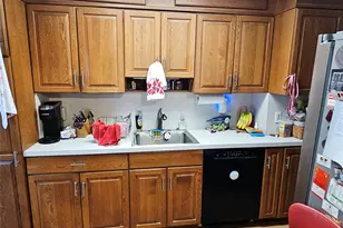 77-57 76th St, Glendale, NY 11385 - Photo 9