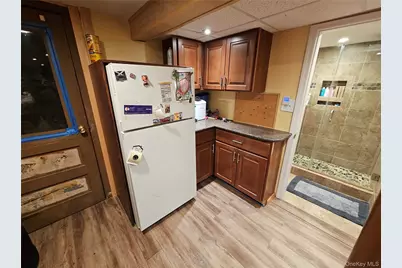 7757 76th Street, Glendale, NY 11385 - Photo 23