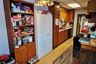 77-57 76th St, Glendale, NY 11385 - Photo 11